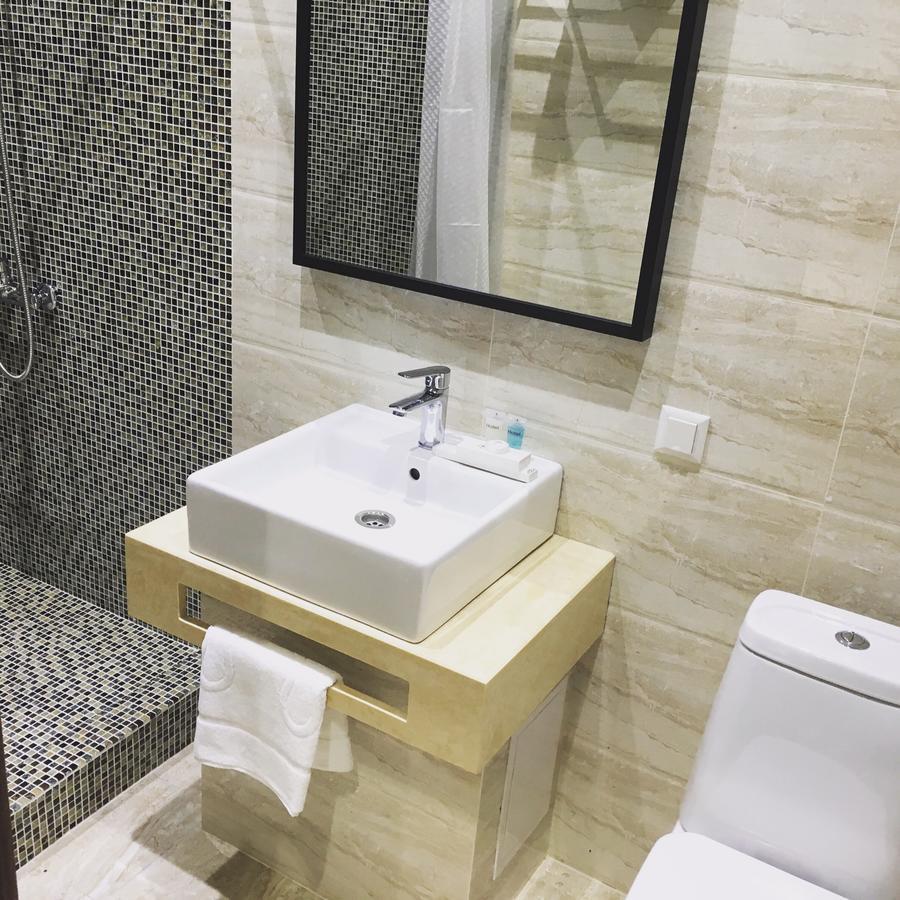 Orynbor Boutique Hotel Astana Exteriör bild